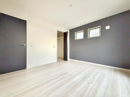 �Q�� ���������̔z�u��ʋC���̗ǂ��݌v�ŕ����̋�C�������炸�A��ɐV�N�ȋ�C������܂�