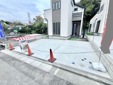  �O�ρ��J�[�X�y�[�X�L