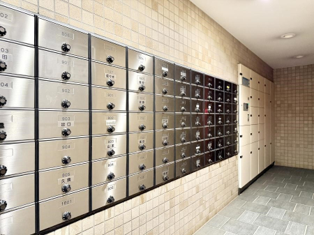 �G���g�����X �O�ρ� �V���v���Ŕ������A���K�ȕ�炵�̓����