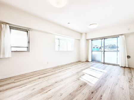 ���r���O �����������������Ɠ��ʂɂ���A�e���̋��