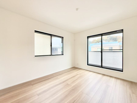 ̑ 傫ȑ͊JA邳ʕob`ł