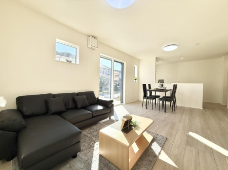 ���̑����� �������Ƒ��̏Ί炪���ӂ��A���났�̋��