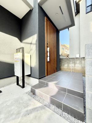 ���� �O�ρ� �V���v���Ŕ������A�Z�܂��̑���ۂ��ʂ錺�ւł�