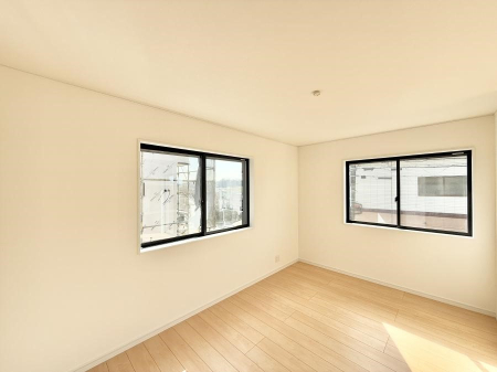 ���r���O ���������R�Ɖ�b�����܂��A�S�n�悢�ЂƂƂ�