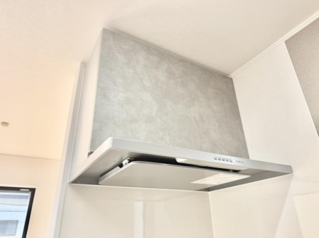 ���̑����� �ݔ����������̏��C����������C��ɗU������A�����I�ɔr�����ł��܂��B