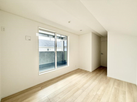 �q������ �������v���C�x�[�g��ԂƂ��ĐÂ��ŗ�������������񋟂��Ă���܂�