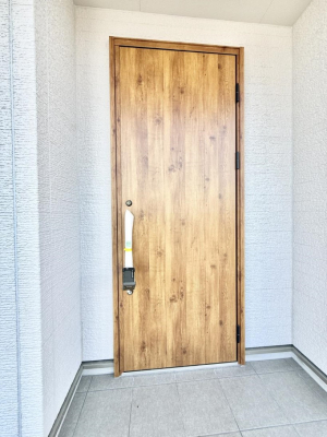 ���� �O�ρ� �V���v���Ŕ������A�Z�܂��̑���ۂ��ʂ錺�ւł�