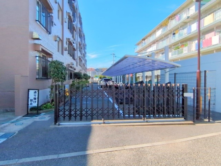 ̑ OρƐꂽ֏ŁA]Ԃ̕ۊǂSł