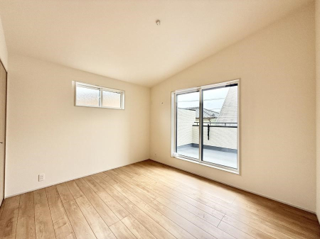 ���̑����� �������傫�ȑ��͊J����������A���邳�ʕ��o�b�`���ł�