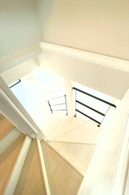 ���r���O ���R�̌����������݁A���邢��Ԃ��L����܂�