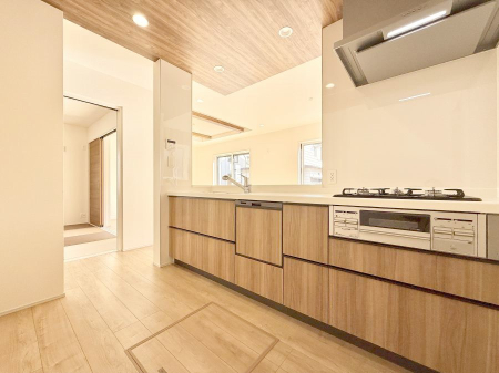 �L�b�`�� �������V���v���Ŕ������S�n�悢���Ԃ𐶂ރL�b�`�����