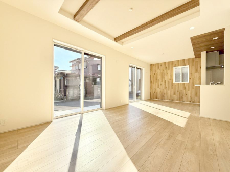 ���̑����� �������Ƒ��̏Ί炪���ӂ��A���났�̋��