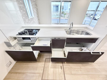 �L�b�`�� �������Ƒ����J��[�߂�A������̂���L�b�`��