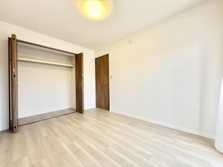 �q������ �����������̍D�݂ɍ��킹���C���e���A�𐮂��₷�����𔽉f�ł���ꏊ�ł�