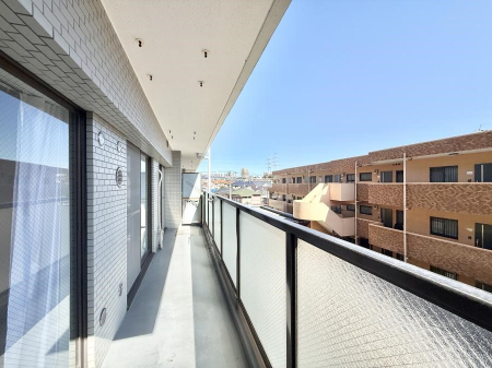 �o���R�j�[ ������ ��𒭂߂Ȃ���A�ق��ƈꑧ������ʂȋ��