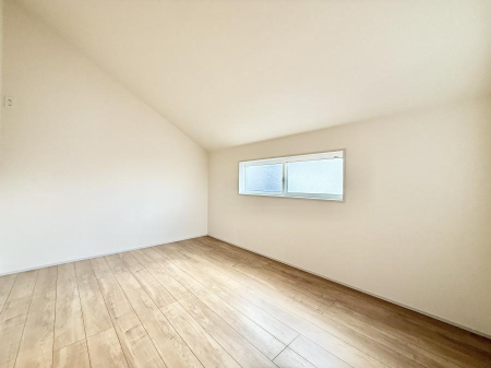 �q������ �������v���C�x�[�g��ԂƂ��ĐÂ��ŗ�������������񋟂��Ă���܂�