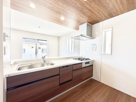 �L�b�`�� ����