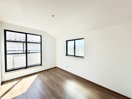 ���̑����� ������2�ʍ̌��Ŗ��邢�����I