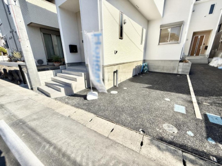  �O�ρ������̒��Ԃ����K��