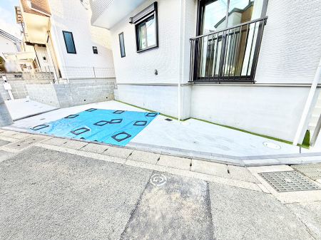  �O�ρ����K�Ȓ��ԃX�y�[�X�ň��S