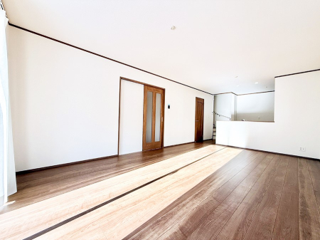 ���r���O �����������������Ɠ��ʂɂ���A�e���̋��