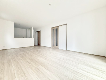 ���r���O �������i�`�������ȃ��r���O�͂ǂ�ȃC���e���A�ɂ������܂�  