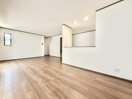 rO 났ƏΊ炪W܂AS܂郊rO