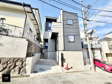 ���n�O�ώʐ^ �O�ρ��V������炵���n�܂�ꏊ�ŁA�Ƒ����J��[�߂�