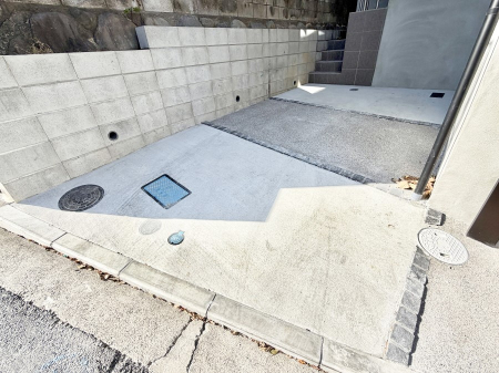  �O�ρ������̒��Ԃ����K��