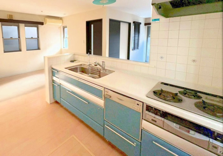 �L�b�`�� ����