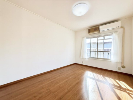 �q������ �����������̍D�݂ɍ��킹���C���e���A�𐮂��₷�����𔽉f�ł���ꏊ�ł�