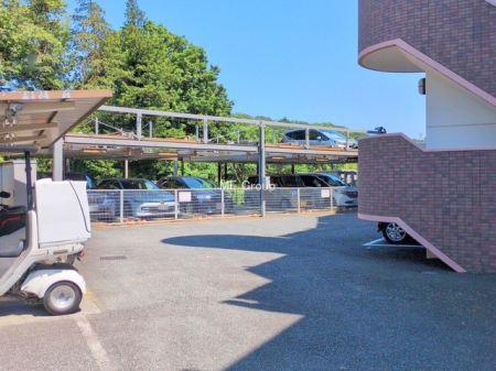 ���ԏ� �O�ρ����K�Ȓ��ԃX�y�[�X�ň��S