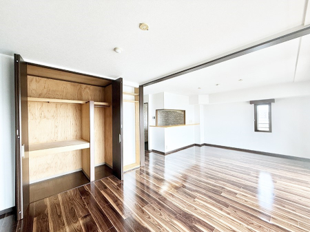 ���r���O ���������ƕ���������A�����b�N�X�ł�����