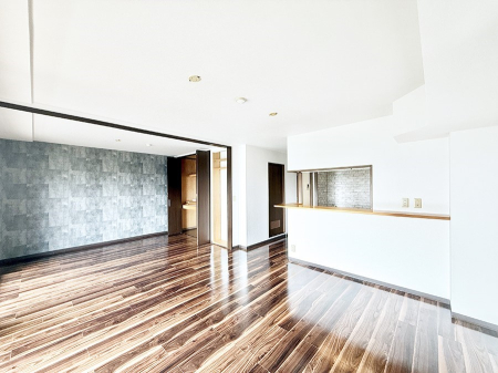 ���r���O �������V���v���������ґ�A��؂Ȑl�Ɖ߂����S���قǂ�����