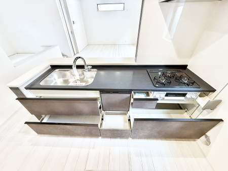 �L�b�`�� �������Ƒ����J��[�߂�A������̂���L�b�`��