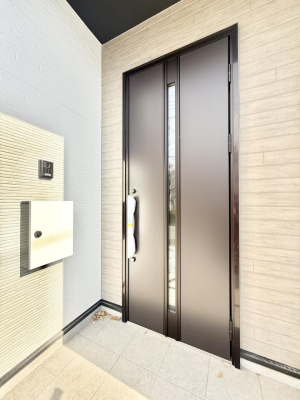 ���� �O�ρ� �V���v���Ŕ������A�Z�܂��̑���ۂ��ʂ錺�ւł�