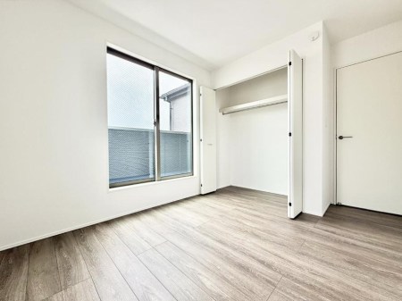 �q������ �������v���C�x�[�g��ԂƂ��ĐÂ��ŗ�������������񋟂��Ă���܂�