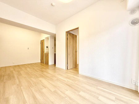 ���r���O ���������R�Ɖ�b�����܂��A�S�n�悢�ЂƂƂ�