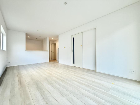 rO ƑRƏW܂AyԂ߂郊rO