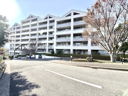 ���n�O�ώʐ^ �O�ρ��V������炵���n�܂�ꏊ�ŁA�Ƒ����J��[�߂�