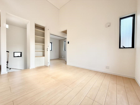 ���r���O ���������R�Ɖ�b�����܂��A�S�n�悢�ЂƂƂ�