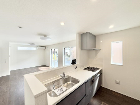 �L�b�`�� ���������y���݂ƐH�ׂ�K����͂���L�b�`��