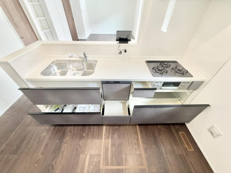 �L�b�`�� �����������������Ɗy�����Ȃ�A���K�ȃL�b�`�����