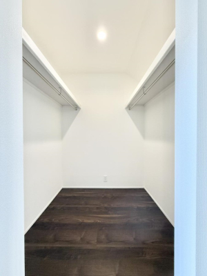 ���[ �������V���[�Y�C���N���[�[�b�g�t�Ȃ̂ŁA�O�Ŏg�������܂Ƃ߂Ď��[�A�������茺�ւ�  