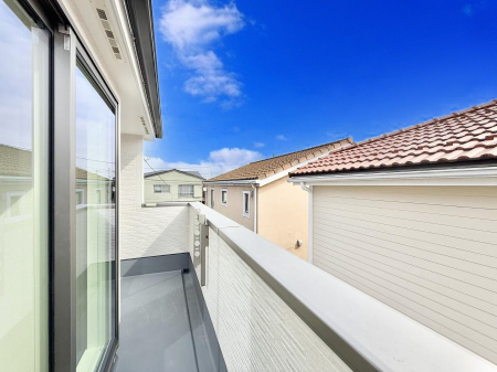 �o���R�j�[ ������ �G�߂̈ڂ낢����������J���I�ȋ�Ԃł�