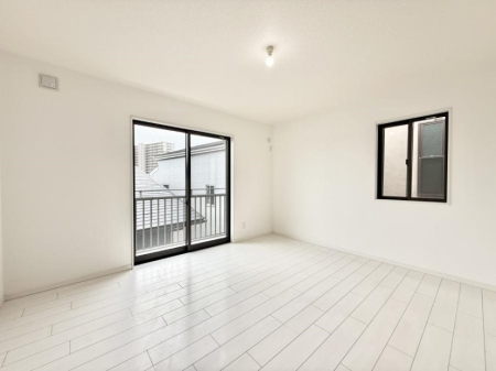 q 傫ȑ͊JA邳ʕob`ł  