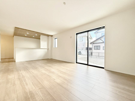 ���r���O ���������C�ɓ���̏ꏊ�ŁA�̂�т�Ƃ������Ԃ�