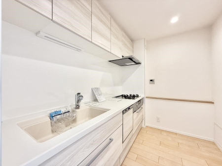 �L�b�`�� �������Ƒ��ƂȂ���A�R�~���j�P�[�V�����̏�