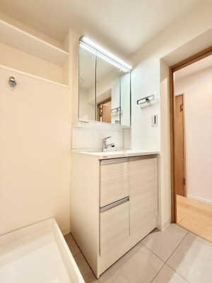 ���ʑ�E���ʏ� �������Ƒ��݂�Ȃ��g���₷���z�u�ł�