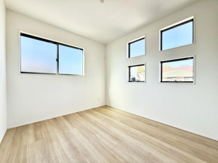 ���̑����� ������2�ʍ̌��Ŗ��邢�����I